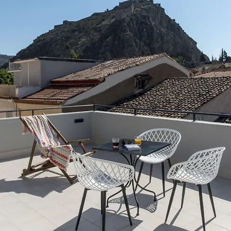 ホテル Downtown ナフプリオ