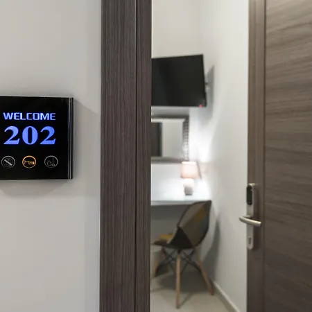 Downtown ホテル 2*