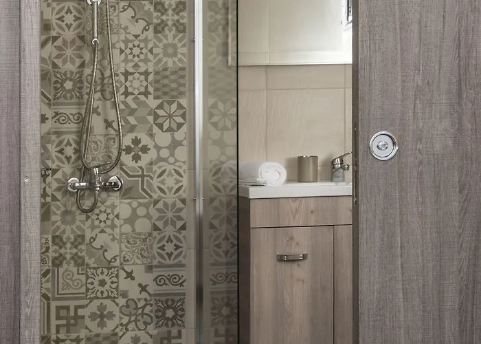 酒店 Downtown 纳夫普利翁