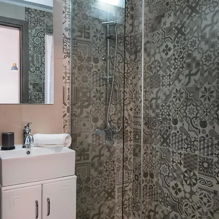 Downtown Szálloda 2*